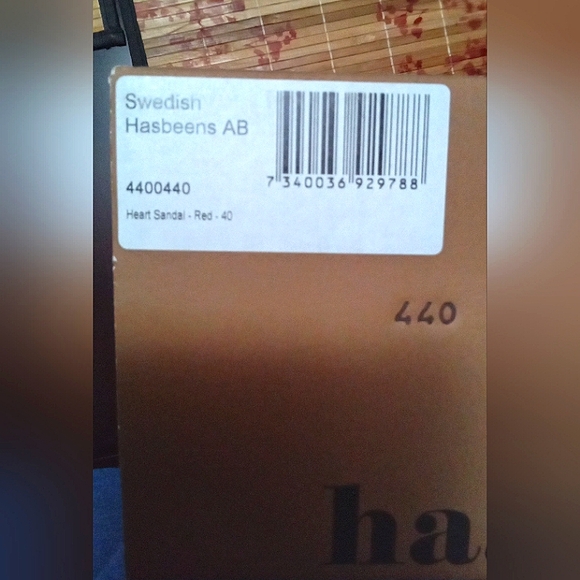 Swedish Hasbeens Red Heart Sandals - Picture 15 of 16